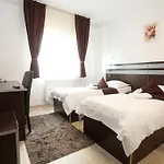 Mora