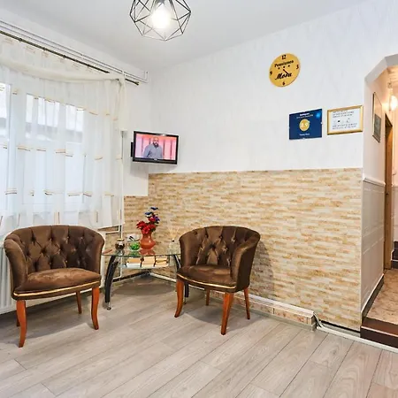 Πανσιόν Mora Κλουζ-Ναπόκα