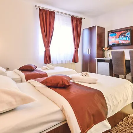 Mora Guest house
