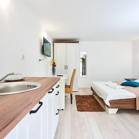 Mora 3* Cluj-Napoca